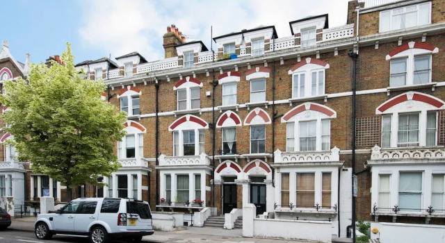 Luxury Studio Apartment in Kensington