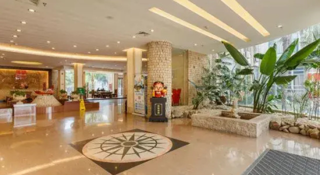 Huaxia Hotel, Book Hotel Hoteller i Zhangzhou med pool, Swimmingpool