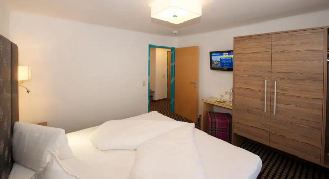 Четырёхместный номер Standard Hotel Tristkogel