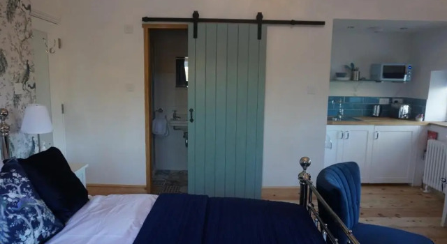 The Annexe with Hot Tub