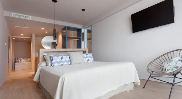 Люкс Deluxe Hotel Maritim 4 Superior
