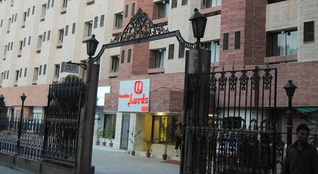 Goradias Lords Inn, Забронировать Отель Отели штата Махараштры 3 звезды, 3*