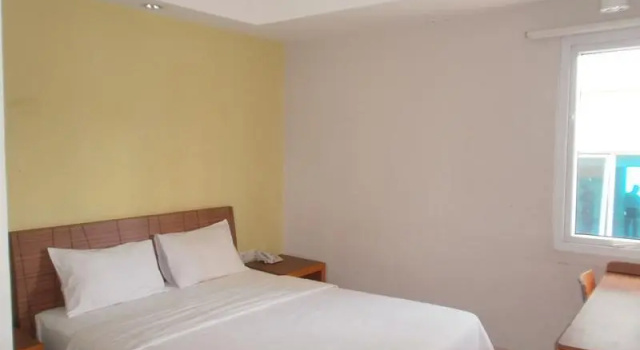 Номер Standard Studio One Thamrin Hotel