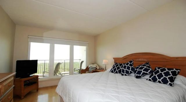 Seville Unit #205 2 Bedroom Condo by RedAwning, Buchen Sie Ferienwohnung Padre Island USA
