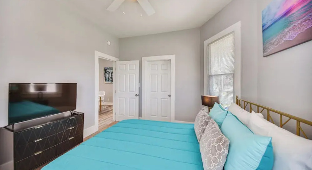Charming Hampton Home Near Downtown & Beaches!, Book Hotel 3-stjernede hoteller i Hampton, 3*