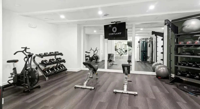 Апартаменты Luxury 2B Near Toyota HQ, The Star, Legacy West