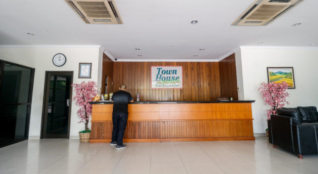 Reddoorz Premium @ Bukit Damai Indah, Rezervovat Hotel Hotely v Kalimantan s parkováním, Parkování