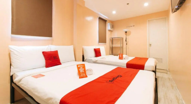 Семейный номер Standard RedDoorz at Hotel Rosemarie