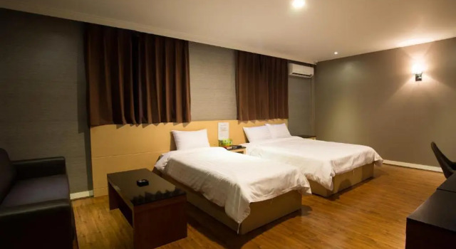 Двухместный люкс Pungnam Tourist Hotel