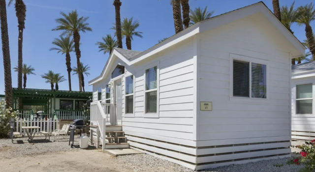 Номер Standard Palm Springs RV Resort