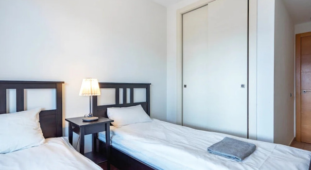 Alamar Poolfront garden apartment Ref 46, Забронировать Апартаменты/квартира Отели Ла-Кала-де-Михас с парковкой, Парковка