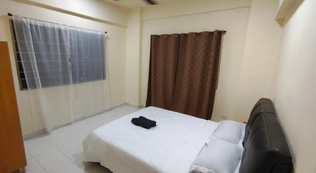 Adra Homestay, Danga Bay Apartment , JB town 3 rooms, Varaa Huoneisto Hotellit Johor pysäköinnillä, Pysäköinti