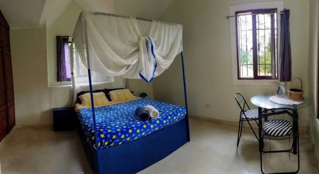 Casa Los Pinos B&B, Забронировать Отель «постель и завтрак» Харабакоа Ла-вега