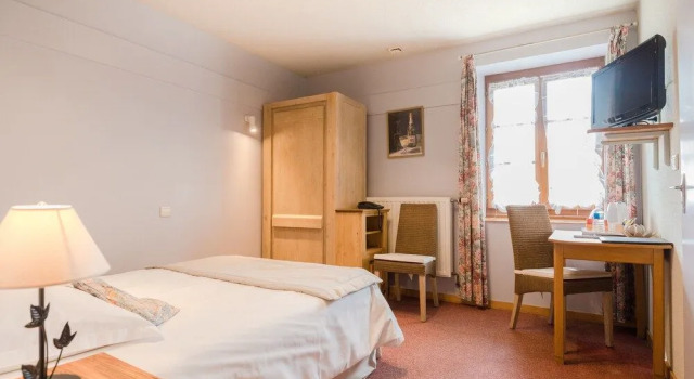 Auberge du Coude, Book Hostel / Vandrerhjem Hostels i Burgund, Hostel / Vandrerhjem