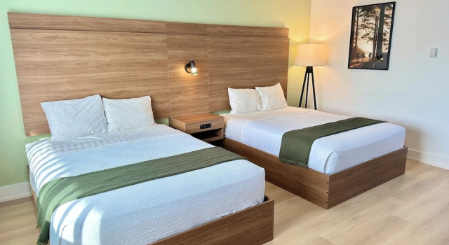 Четырёхместный номер Deluxe Ucluelet Wildwood Inn