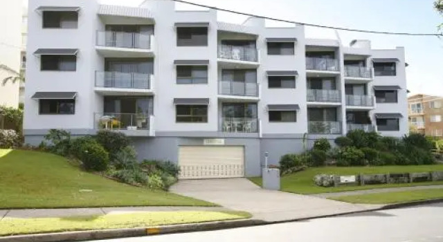 Luanda Unit 7, 7a Bulcock Beach Esp, Bulcock Beach, Prenota Appartamento Hotel a Queensland con piscina, Piscina
