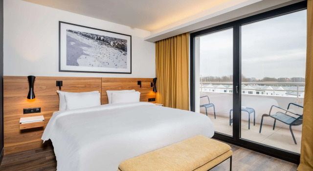 Номер Superior с балконом и с видом на город Radisson Blu Grand Hotel & Spa, Malo-Les-Bains