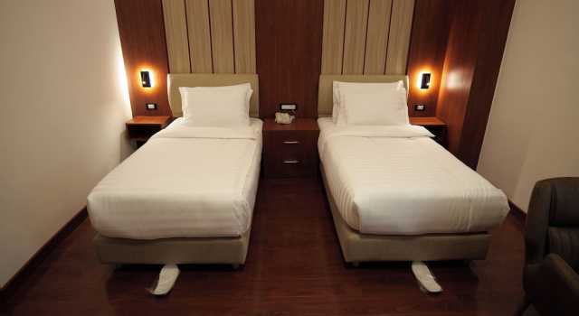 Двухместный номер Standard Crescent International Hotel