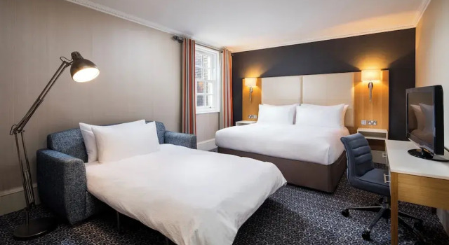 Семейный номер Deluxe Oulton Hall Hotel, Spa & Golf Resort