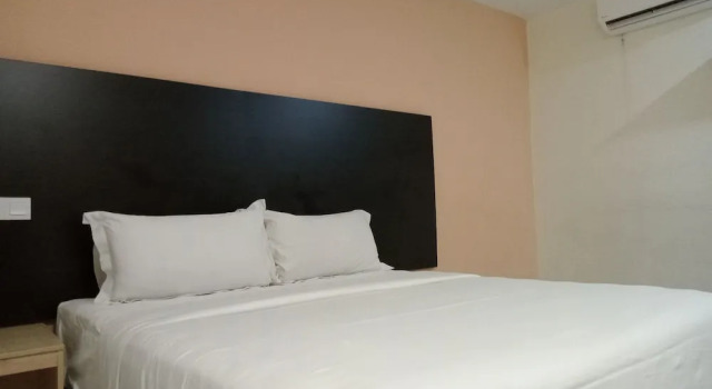 Двухместный номер Economy AVENUE BANGI HOTEL