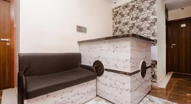 Hotel Aiston Inn, Забронировать Отель Отели штата Махараштры 3 звезды, 3*