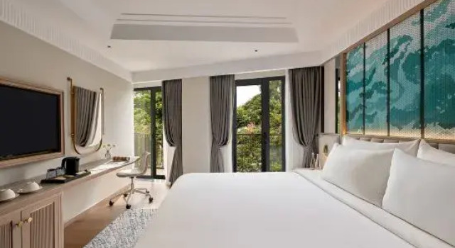 Полулюкс La Siesta Premium Lakeside