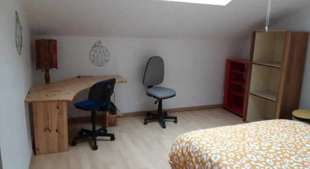 T4 Duplex Hypercentre Pont de Vaux, Đặt Khách sạn Pont-de-Vaux 
