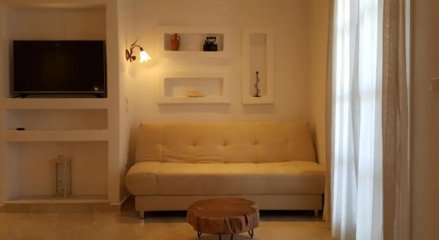 Полулюкс Hotel Anixis