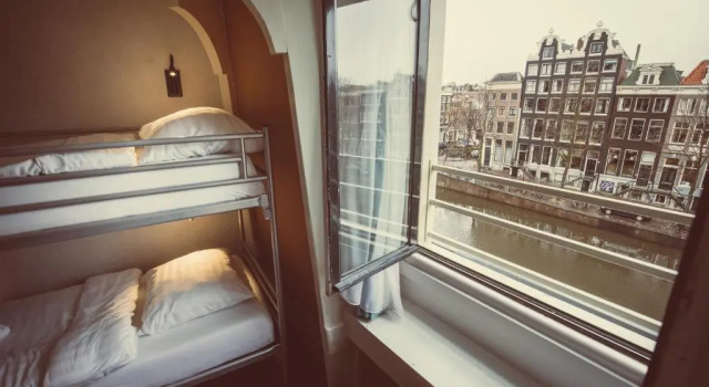 Трёхместный номер Tourist Inn One Amsterdam