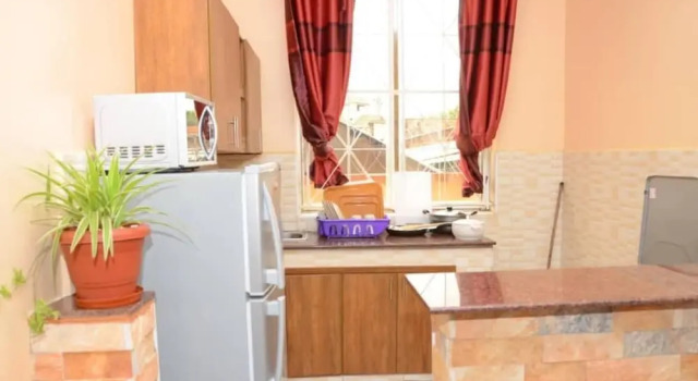 Апартаменты с балконом Kampala - Apartment - Sleeps 4 - Parking