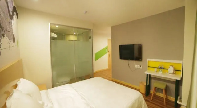 Vatica Qingdao Jiaozhou Zhengzhou Road Commercial Center, Prenota Hotel Hotel a Shandong con parcheggio, Parcheggio
