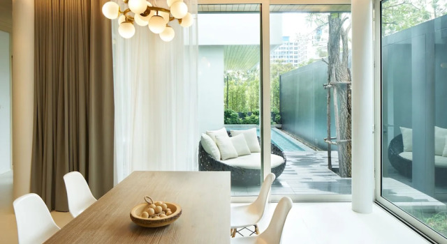 Вилла с 3 комнатами с балконом и с видом на бассейн Veranda Residence pattaya By Sea