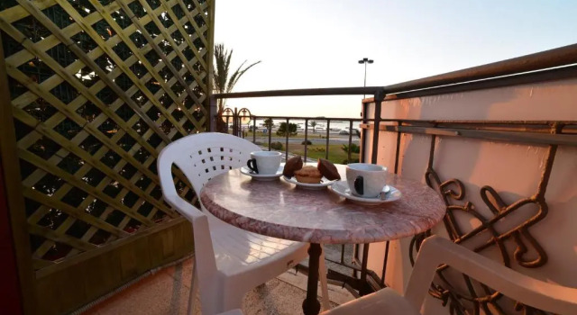 Двухместный номер Standard с балконом и с видом на море B&B Il Gabbiano