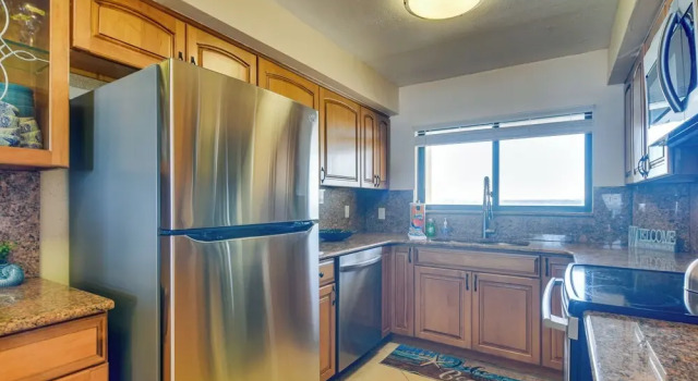 Апартаменты Clearwater Beachfront Condo w/ Heated Pool Access!