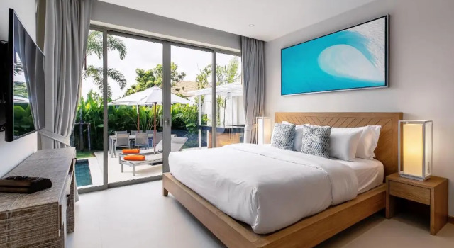 Modern 3BR Villa with Private Pool & BBQ