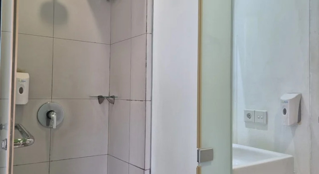 Camera Standard Whiz Hotel Pemuda Semarang