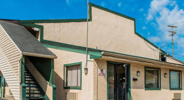 Econo Lodge Waynesburg, Buchen Sie Hotel Waynesburg Pennsylvania