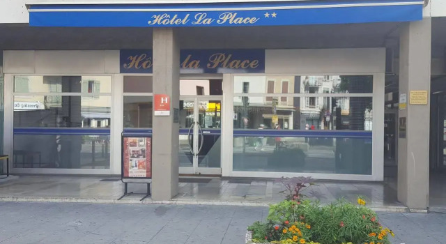 Hôtel Du Centre Annemasse, Забронировать Отель Отели в центре Анмас, в центре