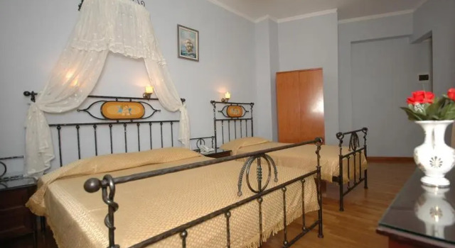 Люкс Cecil Hotel