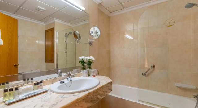 Двухместный номер Standard Hotel Miramar