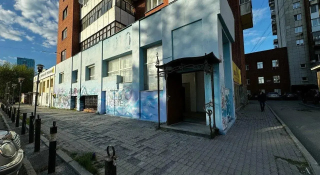 Nebo (Небо), Забронировать Отель Отели Городского округа Екатеринбурга - Северный управленческий округ с парковкой, Парковка