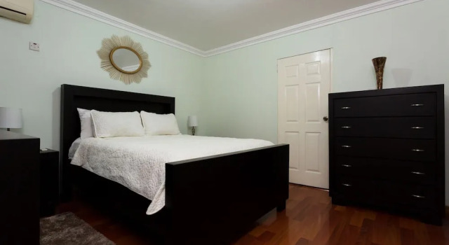 Апартаменты The Y Guest Apartment