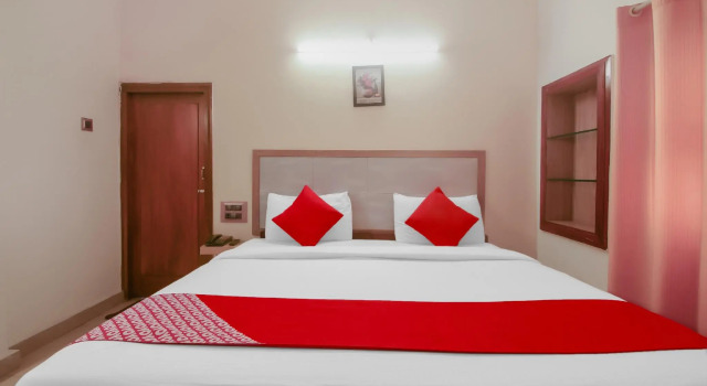 OYO Flagship 32997 Hotel Kaveri Bed & Breakfast, Забронировать Отель Отели штата Карнатаки 3 звезды, 3*