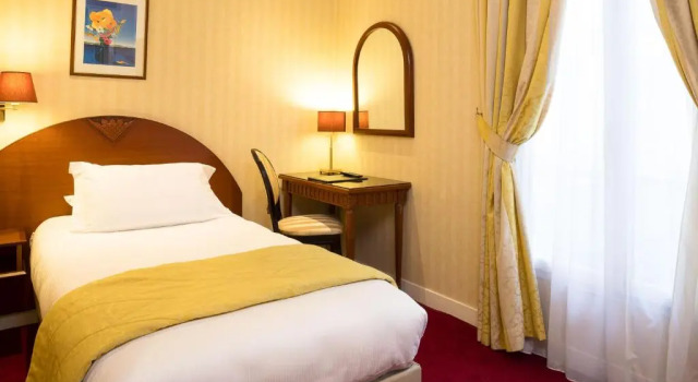 Номер Standard Hotel Imperial Paris