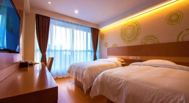 GreenTree Inn Xingtai Development Zone Zhongxing Road International New City Business Hotel