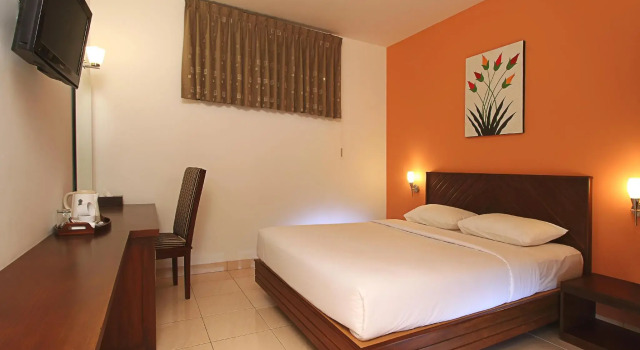 Maesa Hotel, Varaa Hotelli Hotellit ja majoitukset kohteessa Ponorogo, Hotelli