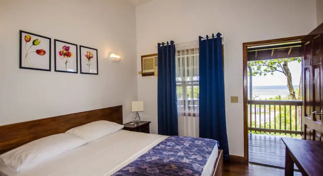 Двухместный номер Standard с видом на внутренний двор Pirate's Den Hotel