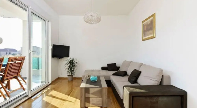 Villa Kiki, Rezerwuj Willa Hotele w Split-Dalmatia County z parkingiem, Parking