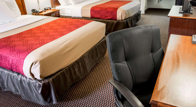 Четырёхместный номер Standard Econo Lodge Crystal Coast