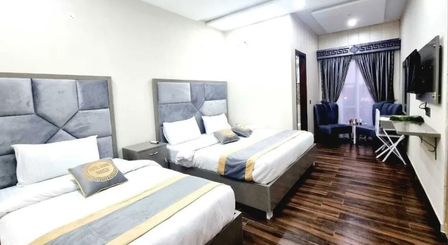 Номер Superior Hotel Grand Pakeeza